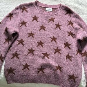 South moon under sweater, size M
